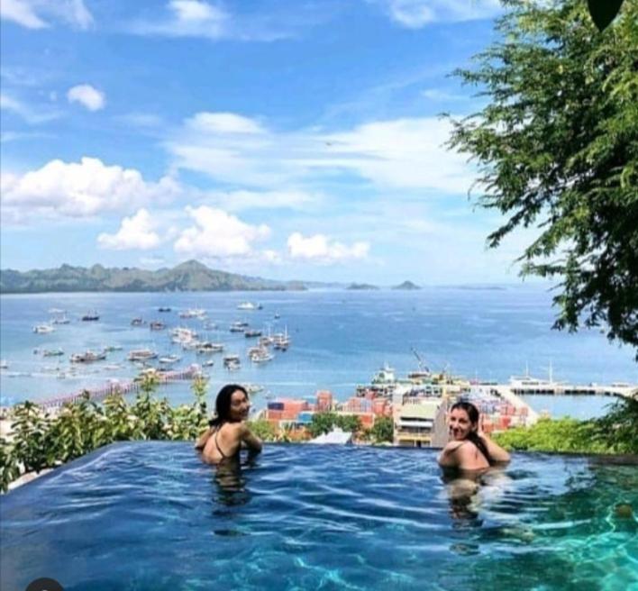 Bayview Gardens Hotel ラブハン・バジョ エクステリア 写真